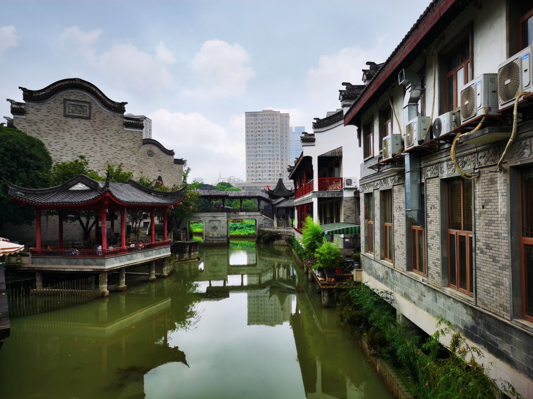 风景摄影#  龙潭水乡 龙潭水乡位于成都市成华区龙潭总部经济城核心