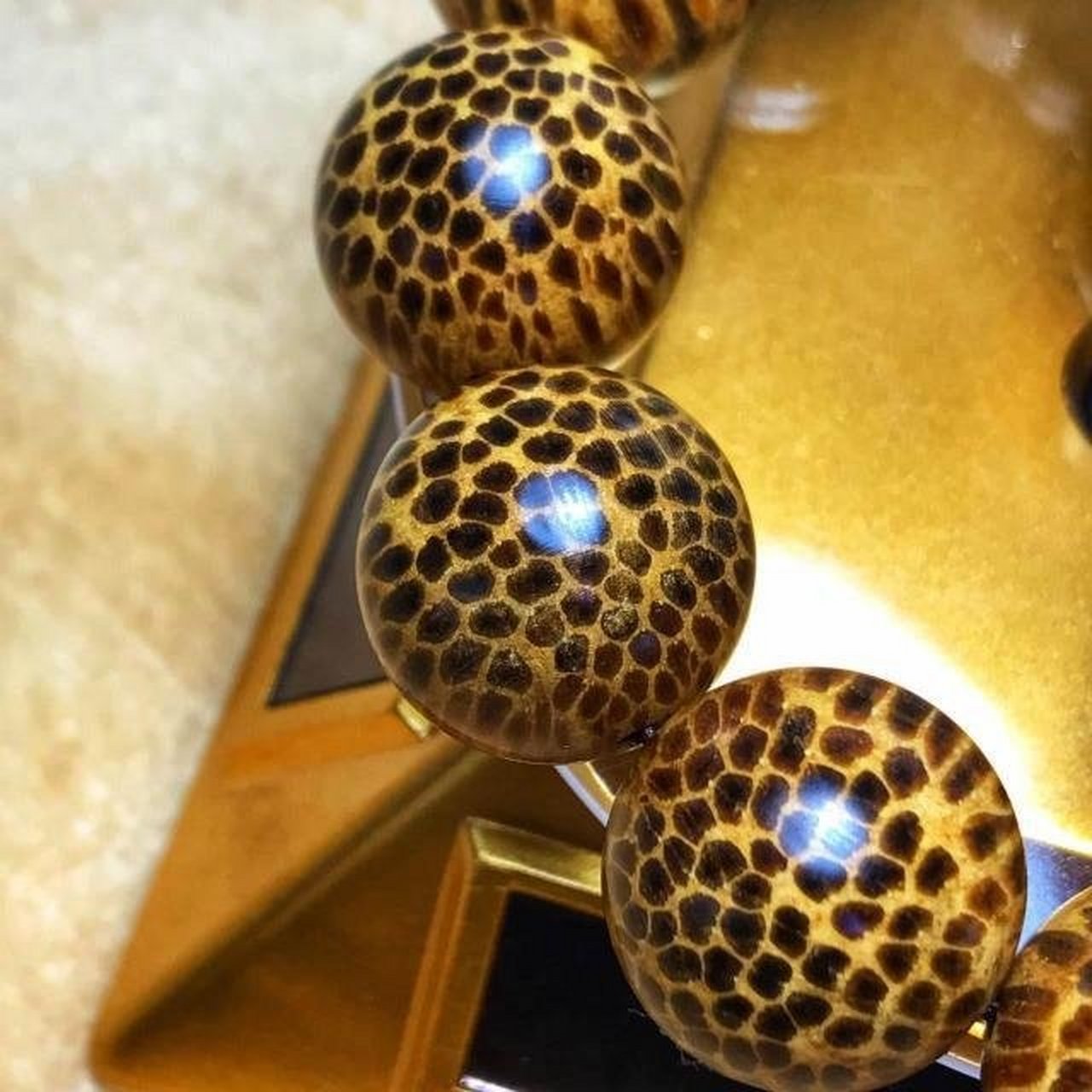 哪位道友识货?这是何种妖兽内丹[滑稽]#搞笑