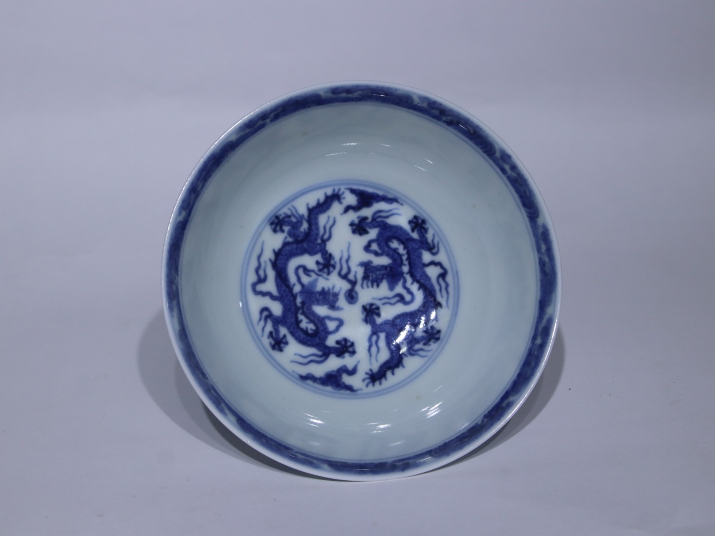 明弘治青花龙纹高足碗一高度9.9cm口径14.8cm