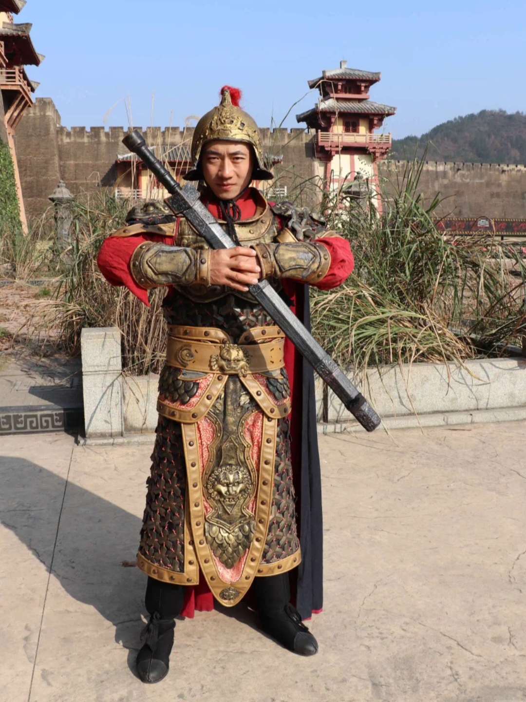 秦朝宫阙明朝殿,  汉代将军清代兵