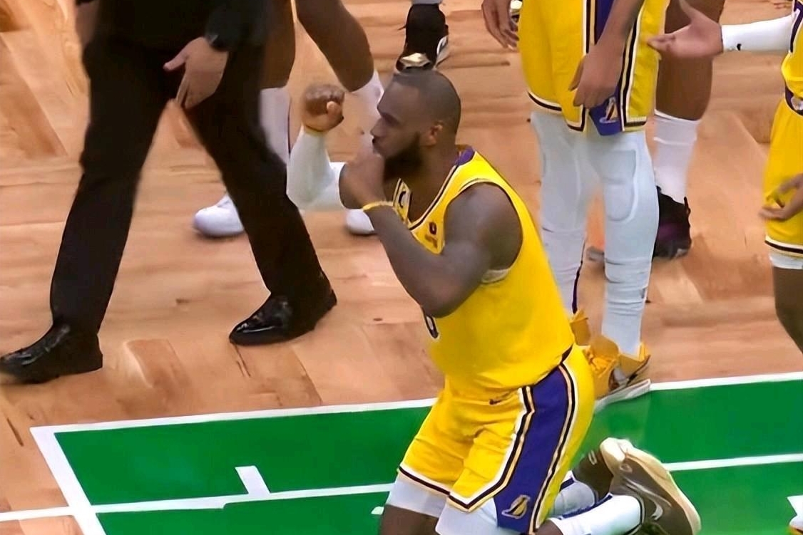NBA季后赛：湖人擒勇士
