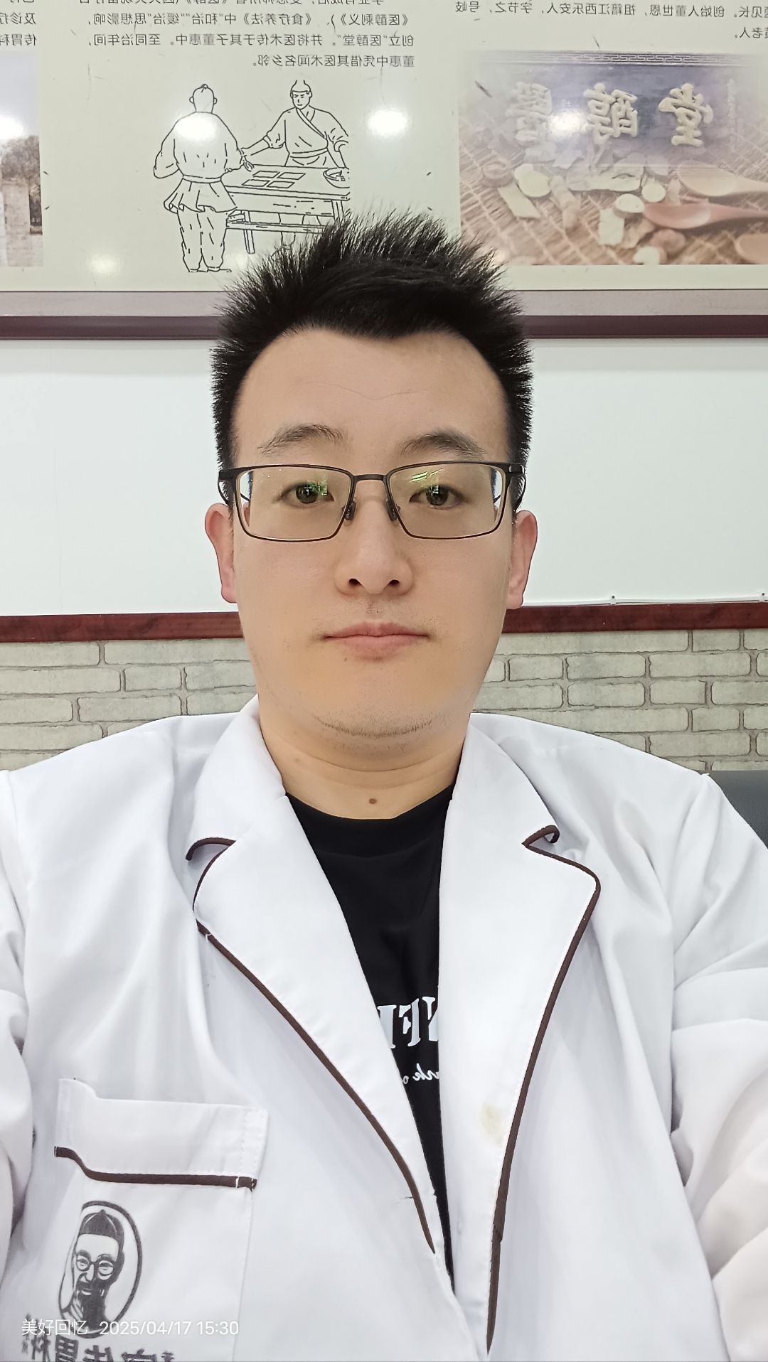 我的年龄焦虑 臭美一下,再看看下身份证,真想回到