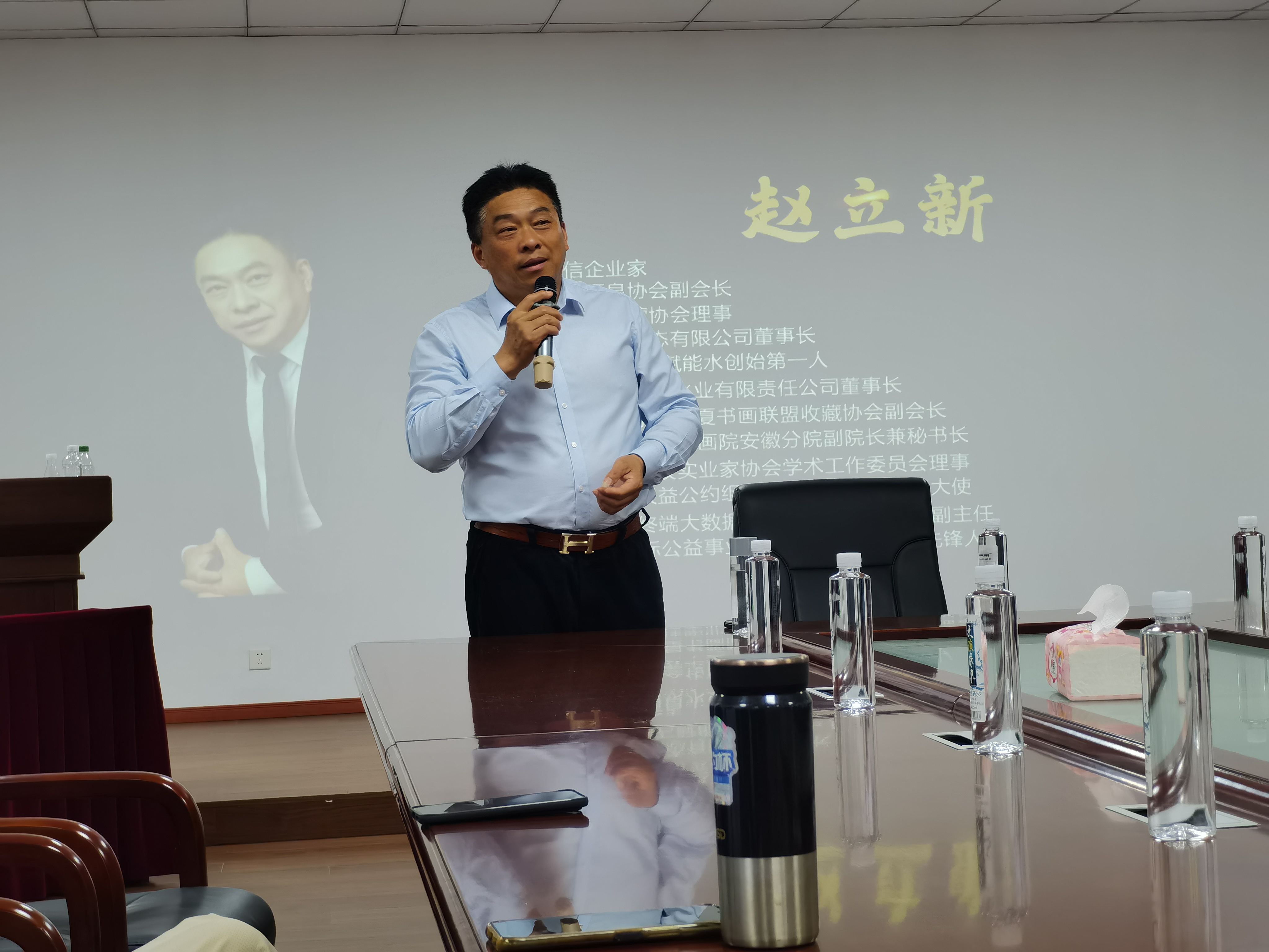 馨娱乐聚焦上海栏目组走进