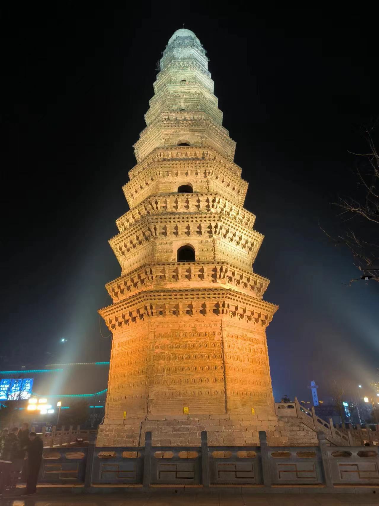 滑县明福寺塔因建于明福寺而得名,而明福寺则以隋代人杜明福之名而名