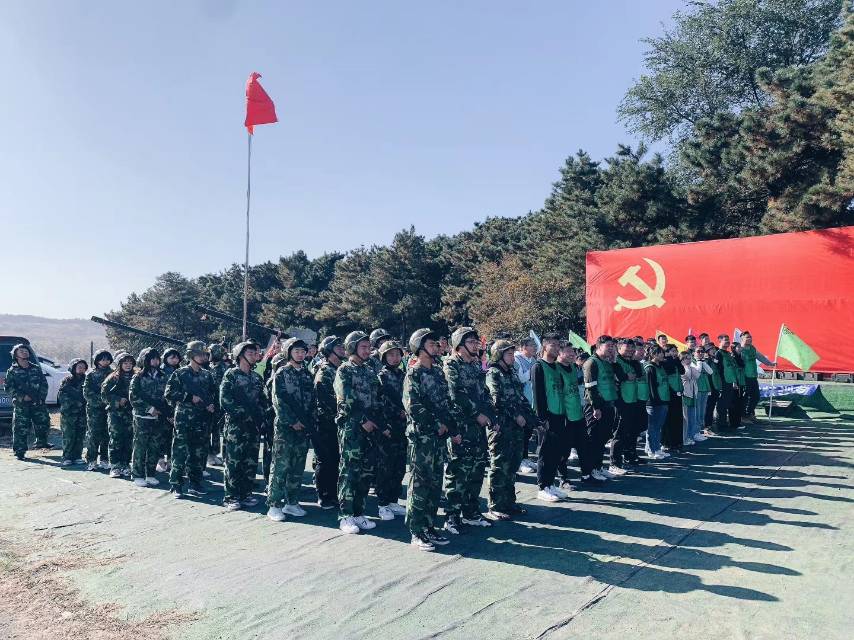 团建活动,犹如一幅色彩斑斓的画卷,在阳光下徐徐展开.