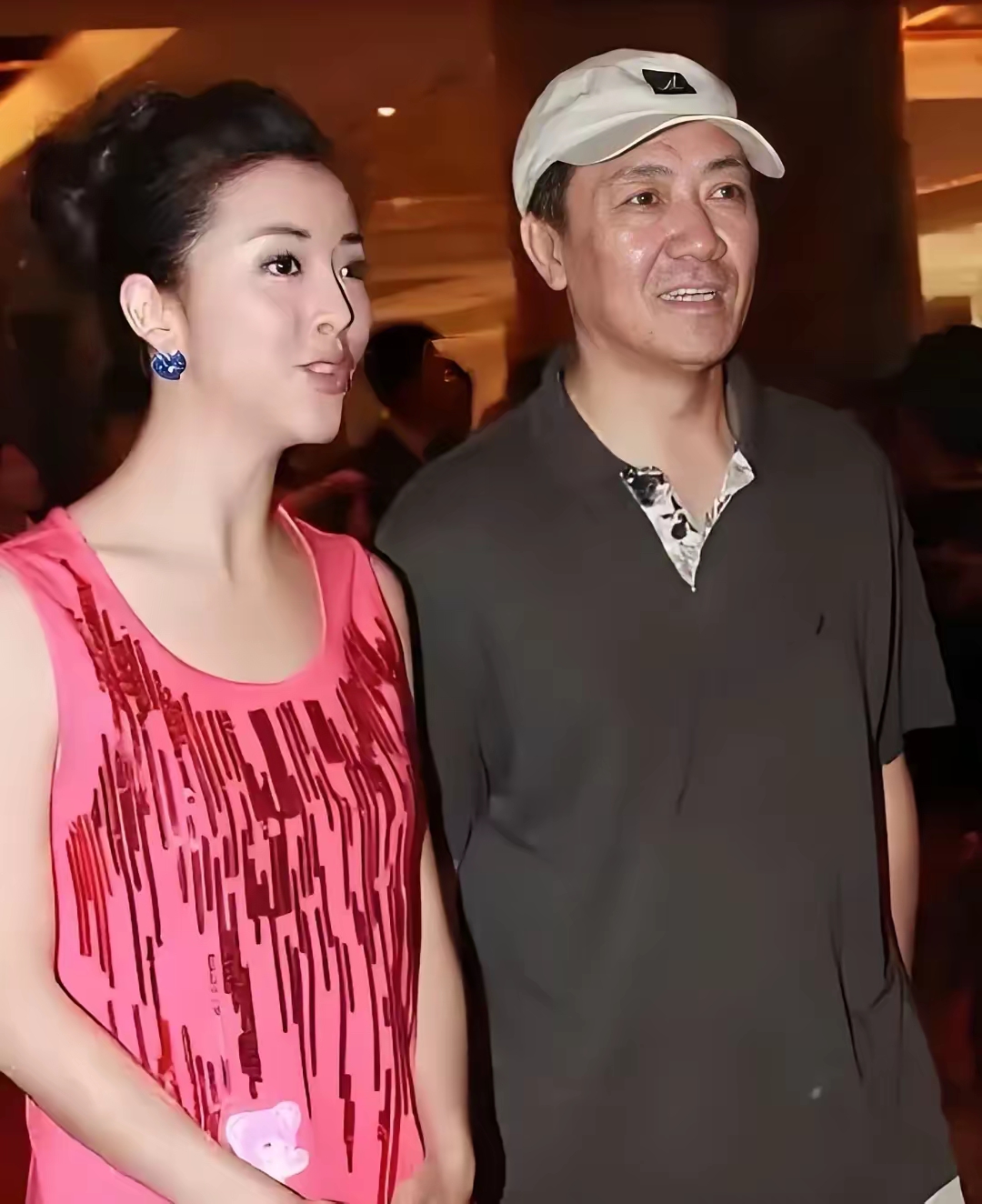 才知道当年朱开山刚开始是选定陈道明演但陈道明拒绝了才让李幼斌