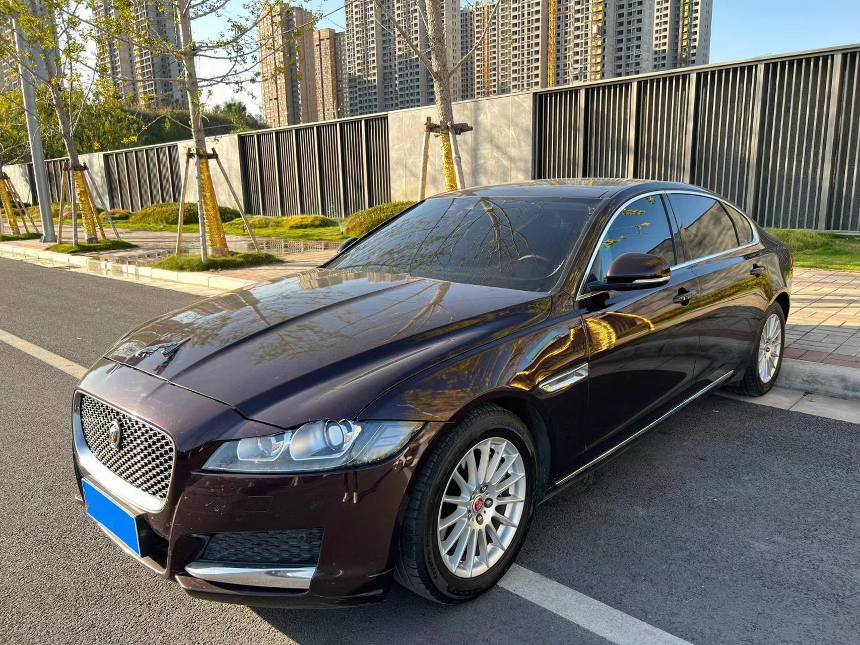 2018款捷豹xfl,2.0t风华版(新车裸车38.