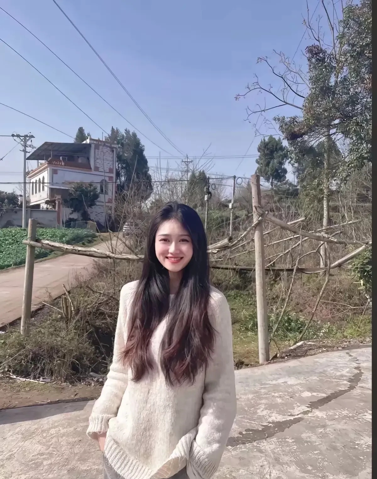 湖南常德一哥们,经媒婆介绍,认识了邻村漂亮妹子