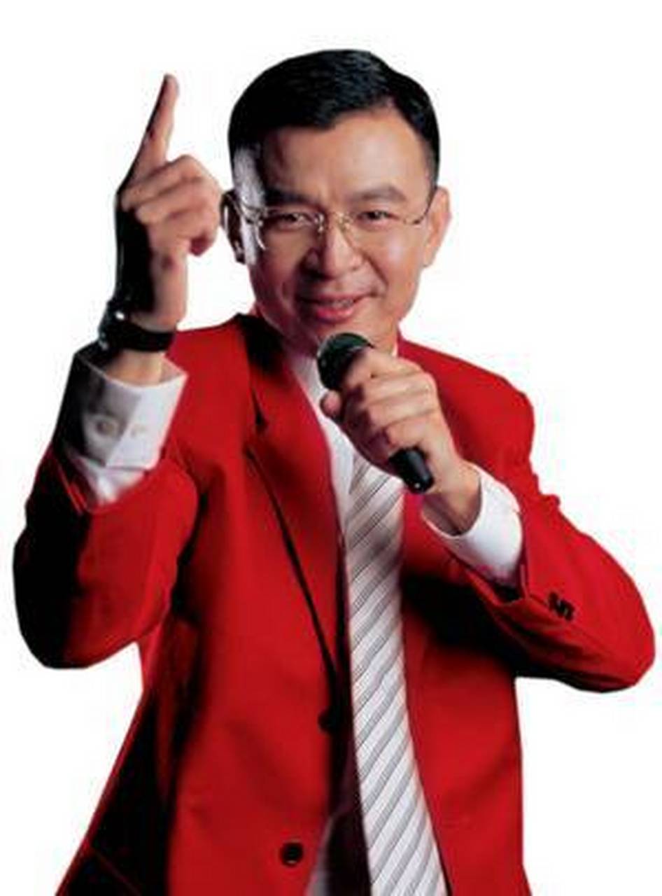 一搜,就出来很多关于成功学骗局的说法,被人们疯狂追捧的大师:陈安之