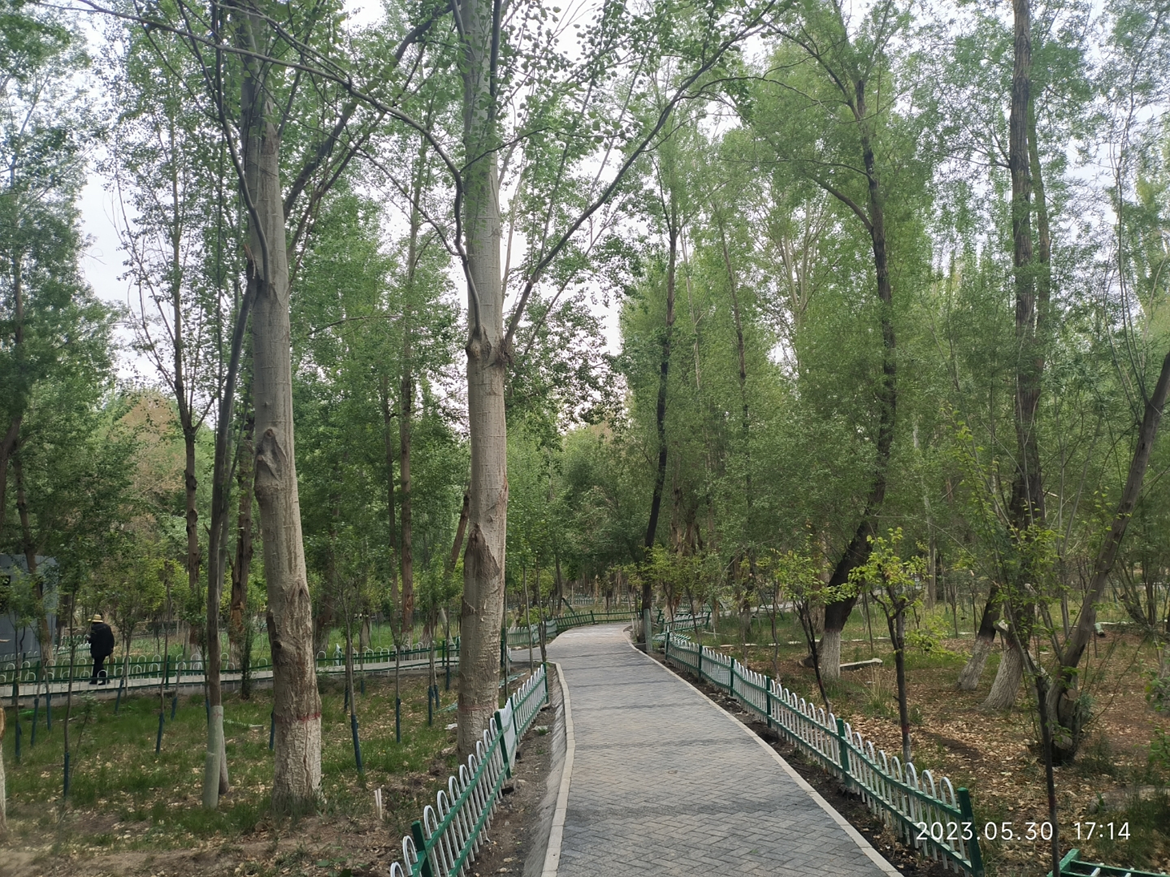 青海格尔木昆仑公园,休闲好去处