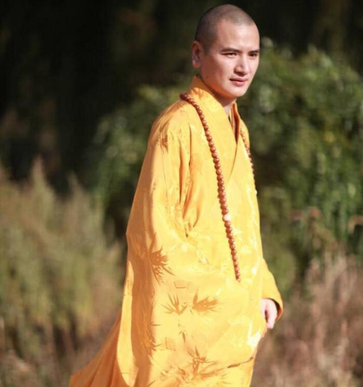 帅和尚的内心世界…  中国最帅和尚,浙江省永嘉县普安寺住持: 释明心