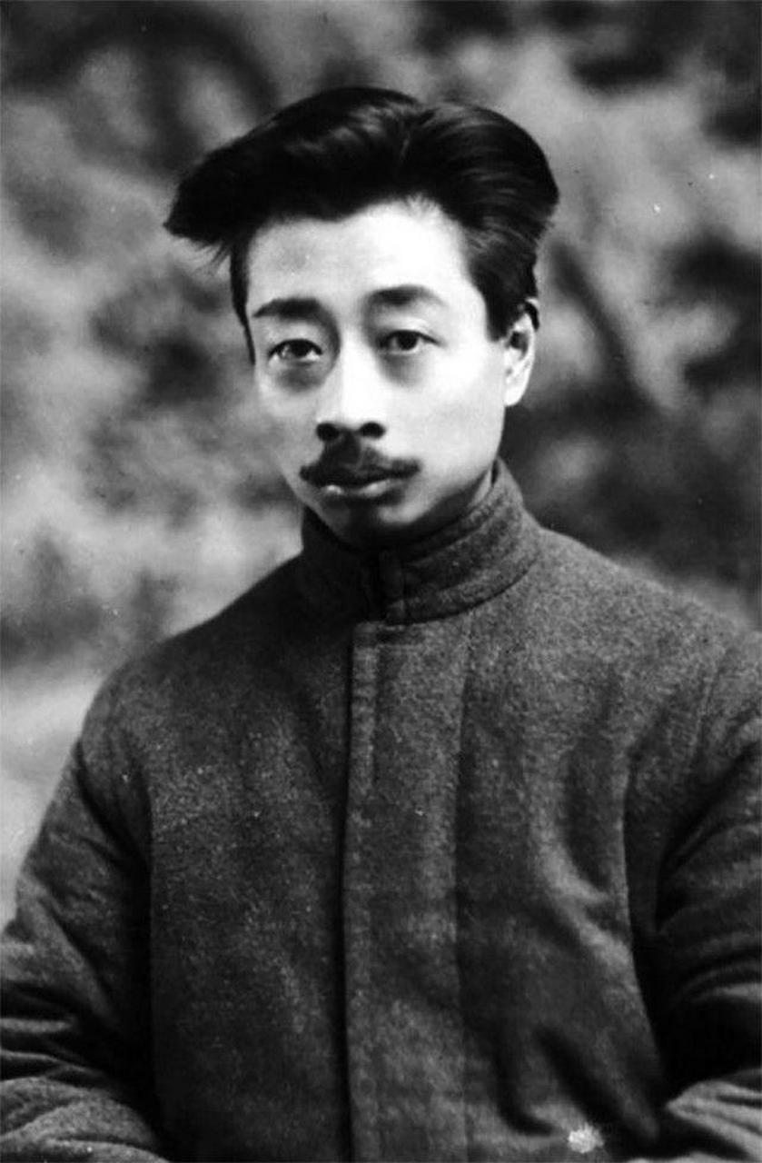 老照片:周氏三兄弟年轻时的照片…  (图①周树人,图②周作人,图③