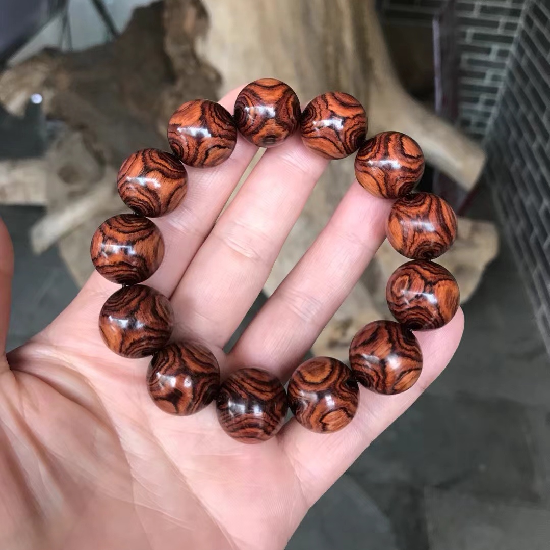 8cm海南黄花梨对眼手串#黄花梨# #海南黄花梨# #黄花梨手串# #海南黄