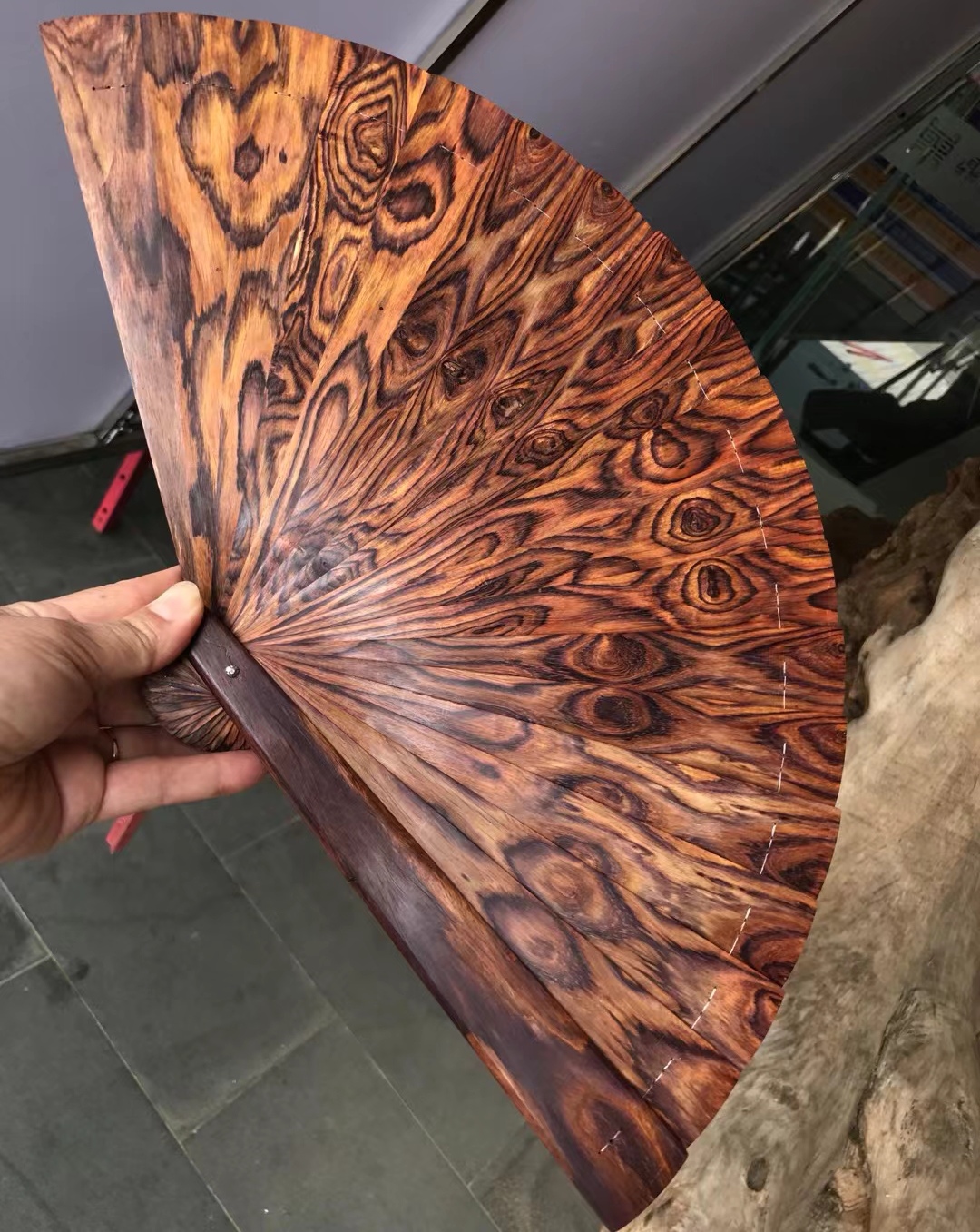 海南黄花梨鬼眼折扇#黄花梨# #海南黄花梨