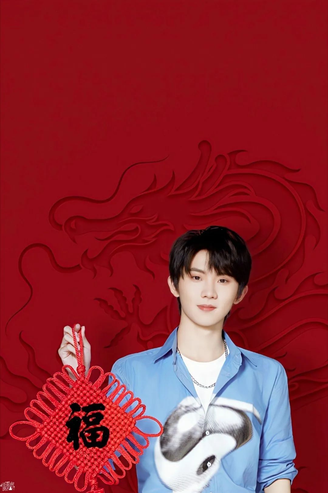 他用独特的嗓音唱响时代之歌,用无畏的精神挑战自我极限