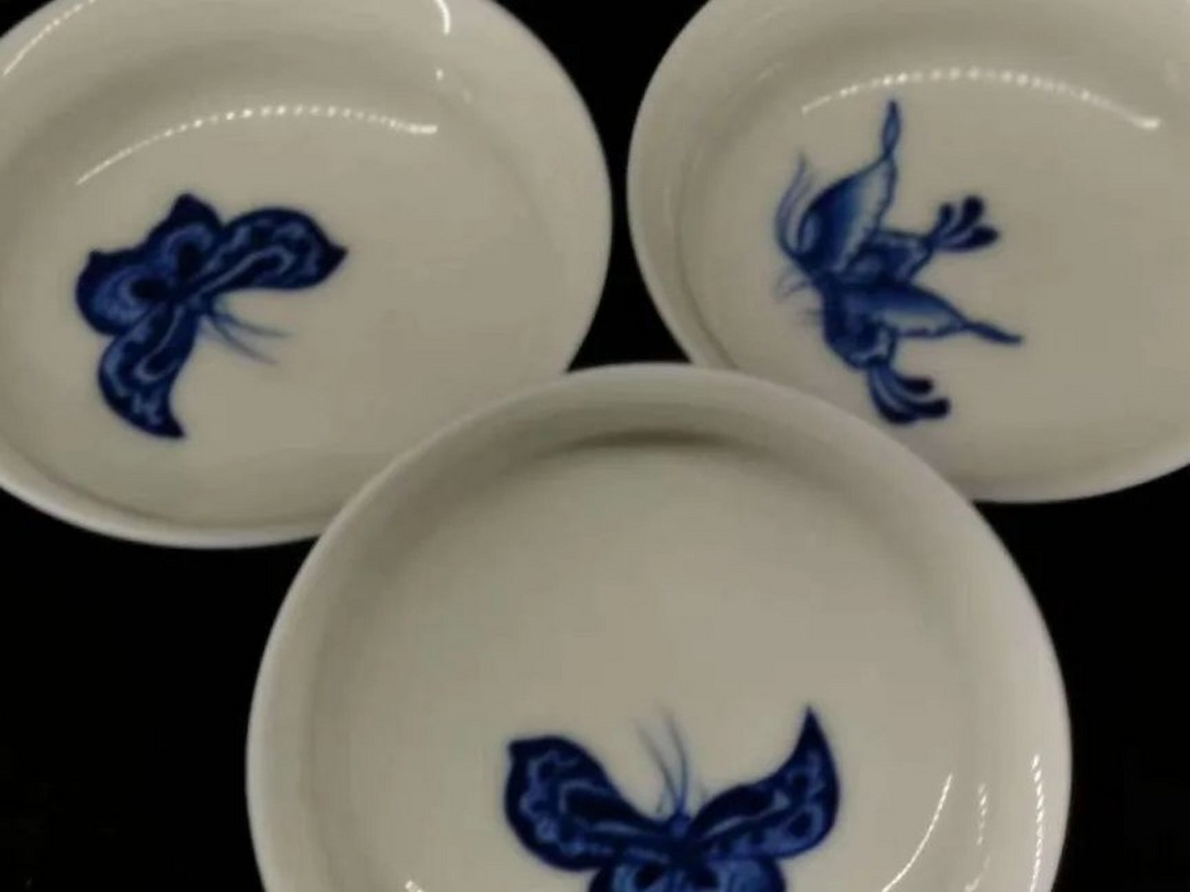 北魏杨炫之《洛阳伽蓝记》卷三载:"肃初入国,不食羊肉及酪浆等物,常饭