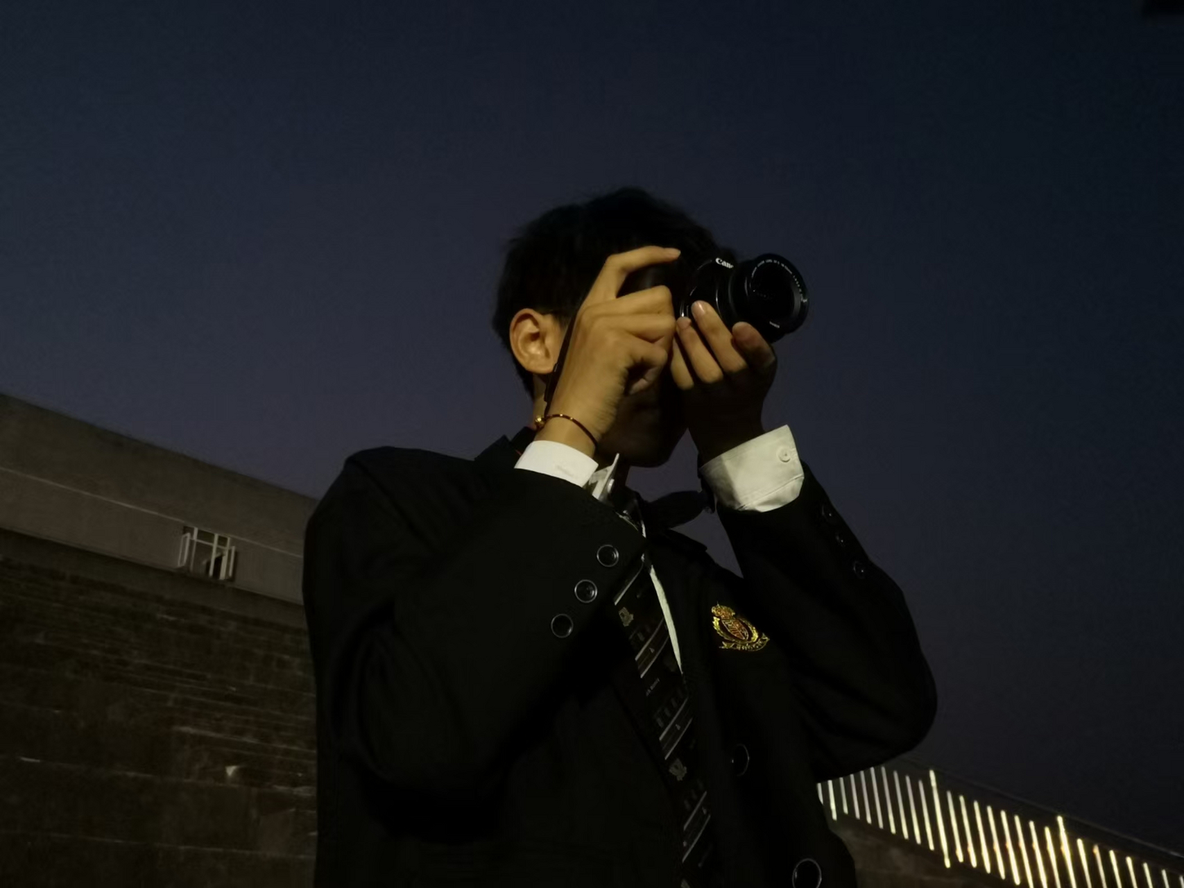 吴钟弦怎么样 和吴钟弦一起出来玩,感觉他是个很温