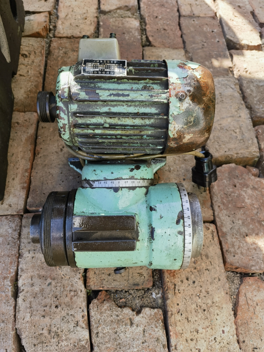 武汉mq6025a万能工具磨床