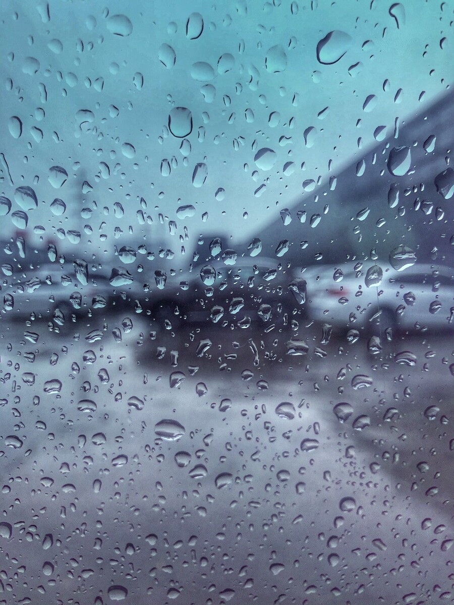 雨淅淅沥沥