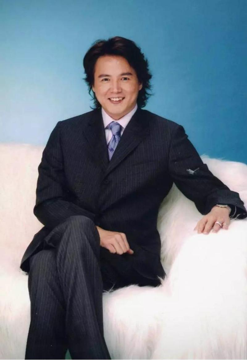 林瑞阳早年家境优渥,但他在演艺圈凭借自己的努力打拼出一片天地