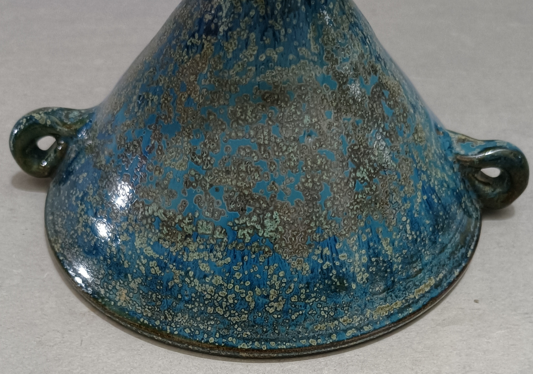 宋钧窑天蓝釉窑变高足耳杯,.请大家欣赏.