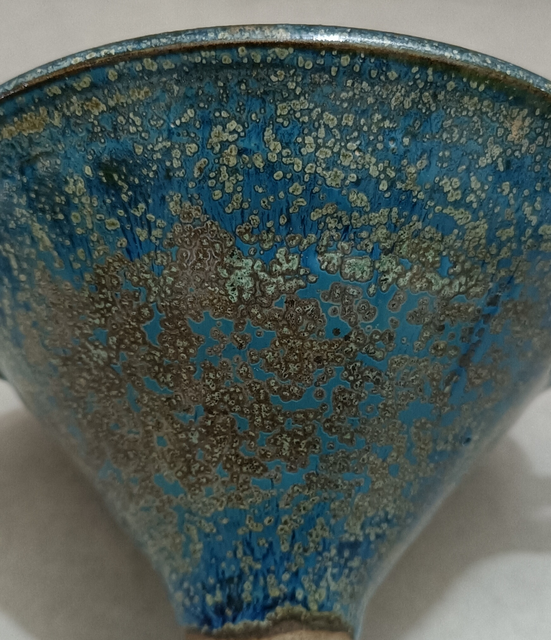 宋钧窑天蓝釉窑变高足耳杯,.请大家欣赏.