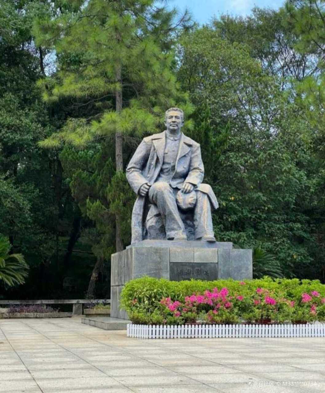 百度小组十佳诗人#  游湖南浯溪公园,瞻仰杰出的无产阶级革命家陶铸