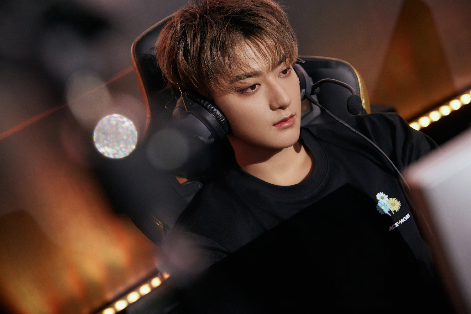 就很轻易的让季节和你产生了关联.@ace-ykyb黄子韬