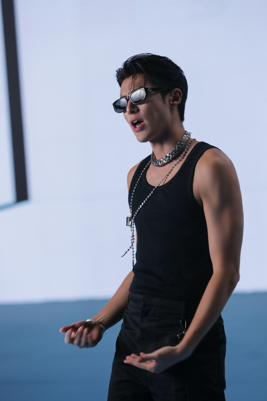 王鹤棣# 抓马人生.