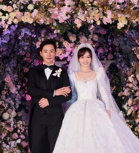 克拉恋人的结局出人意料却在情理之中,米朵选择了那个一直陪伴她保护