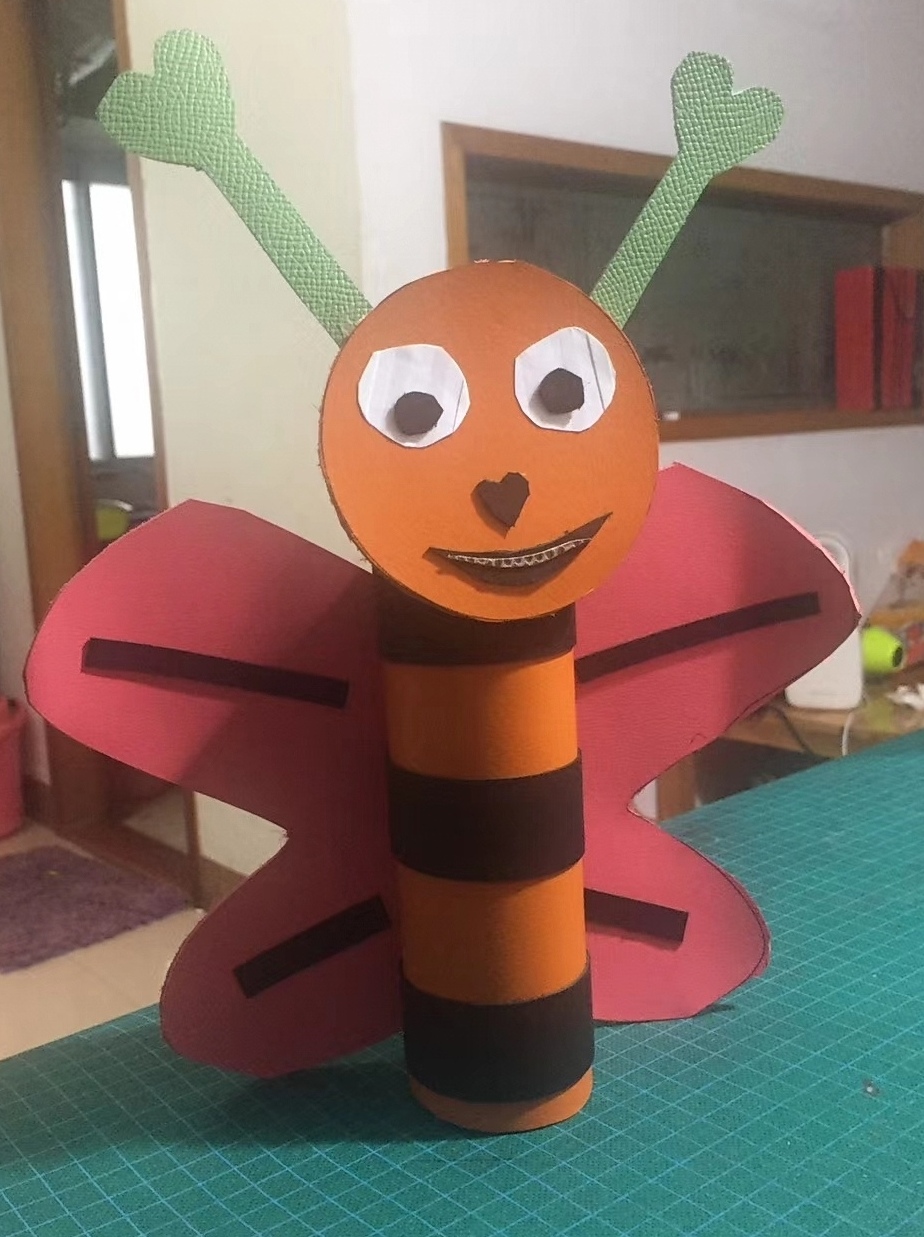 哇塞,这是一个多么心灵手巧的孩子啊,居然能做出这