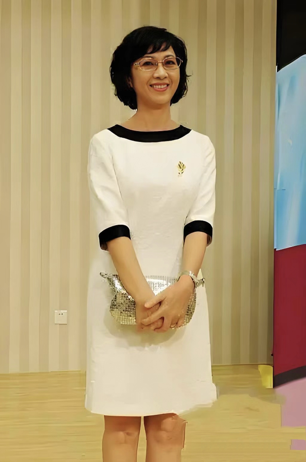 80年代"中国第一美女"龚雪,如今71岁了,依旧容光焕发,看不出岁月痕迹.