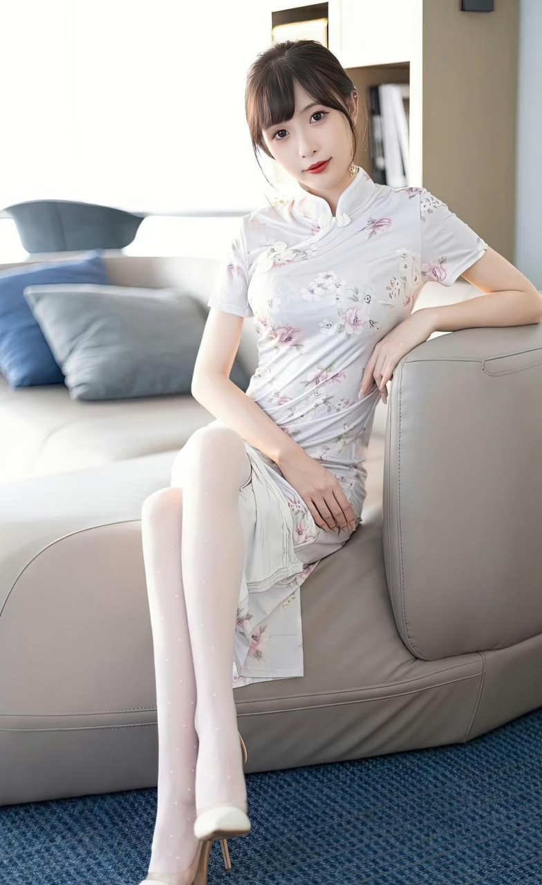 旗袍小姐姐#白丝
