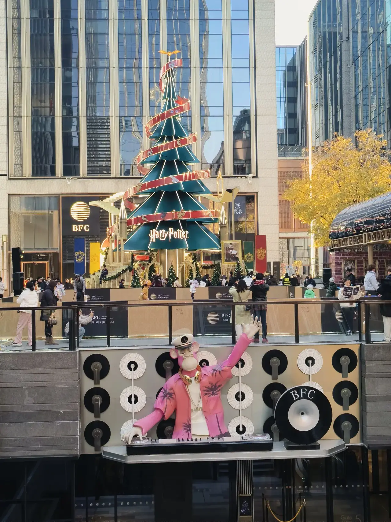 新天地商业中心室内移动外摆上海博荟广场bfc 外滩枫径圣诞嘉年华