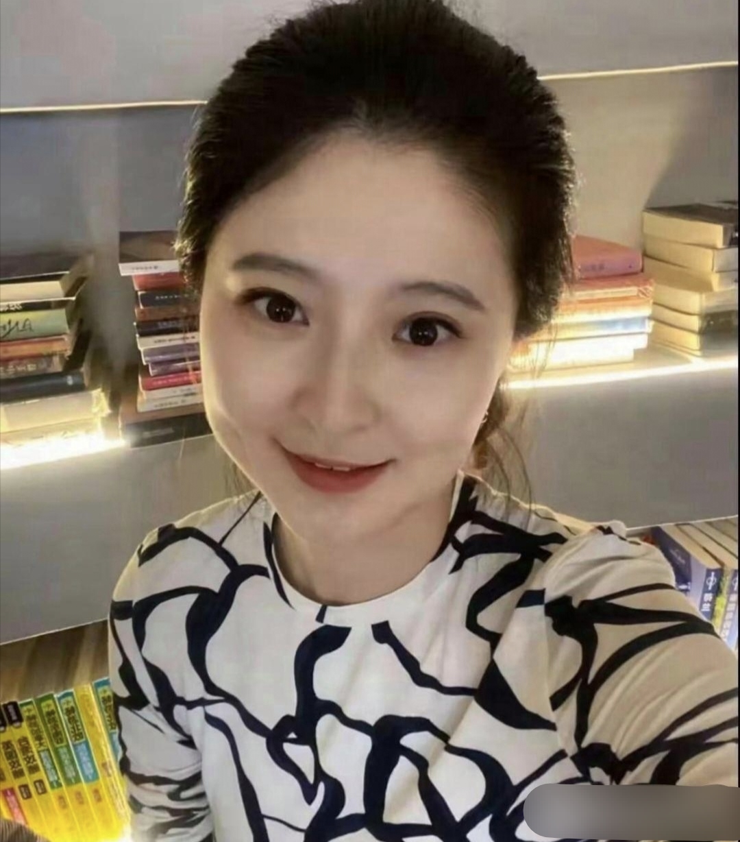 西安的一位女房东,觉得一个男租客挺老实的,就年年给他涨房租.