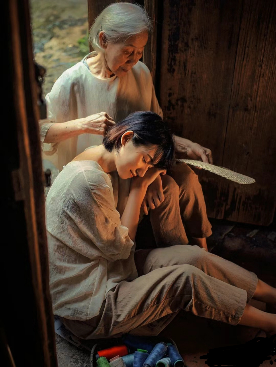 对于您的老妈妈,我可以给您提供一些关于母亲的经典名言和感人语句