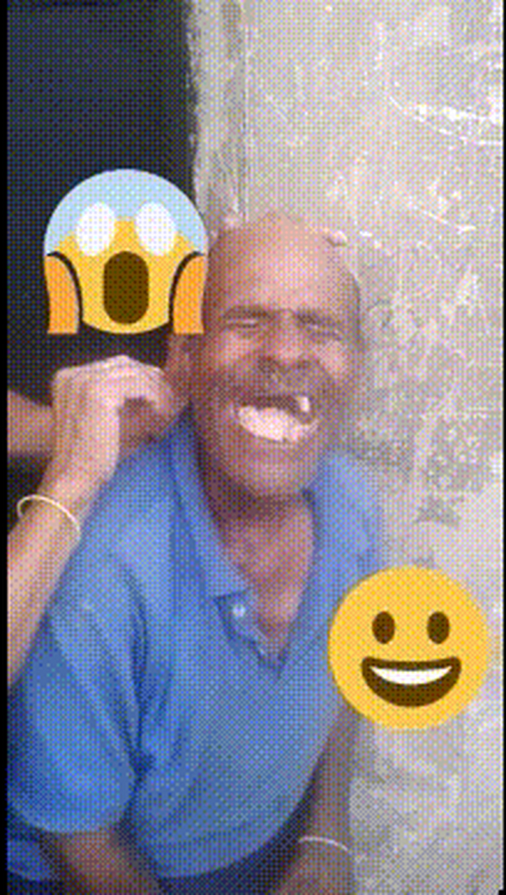 大爷一颗牙掉了,去牙科医院补牙,医生检查后问:"大爷,您补颗什么样的