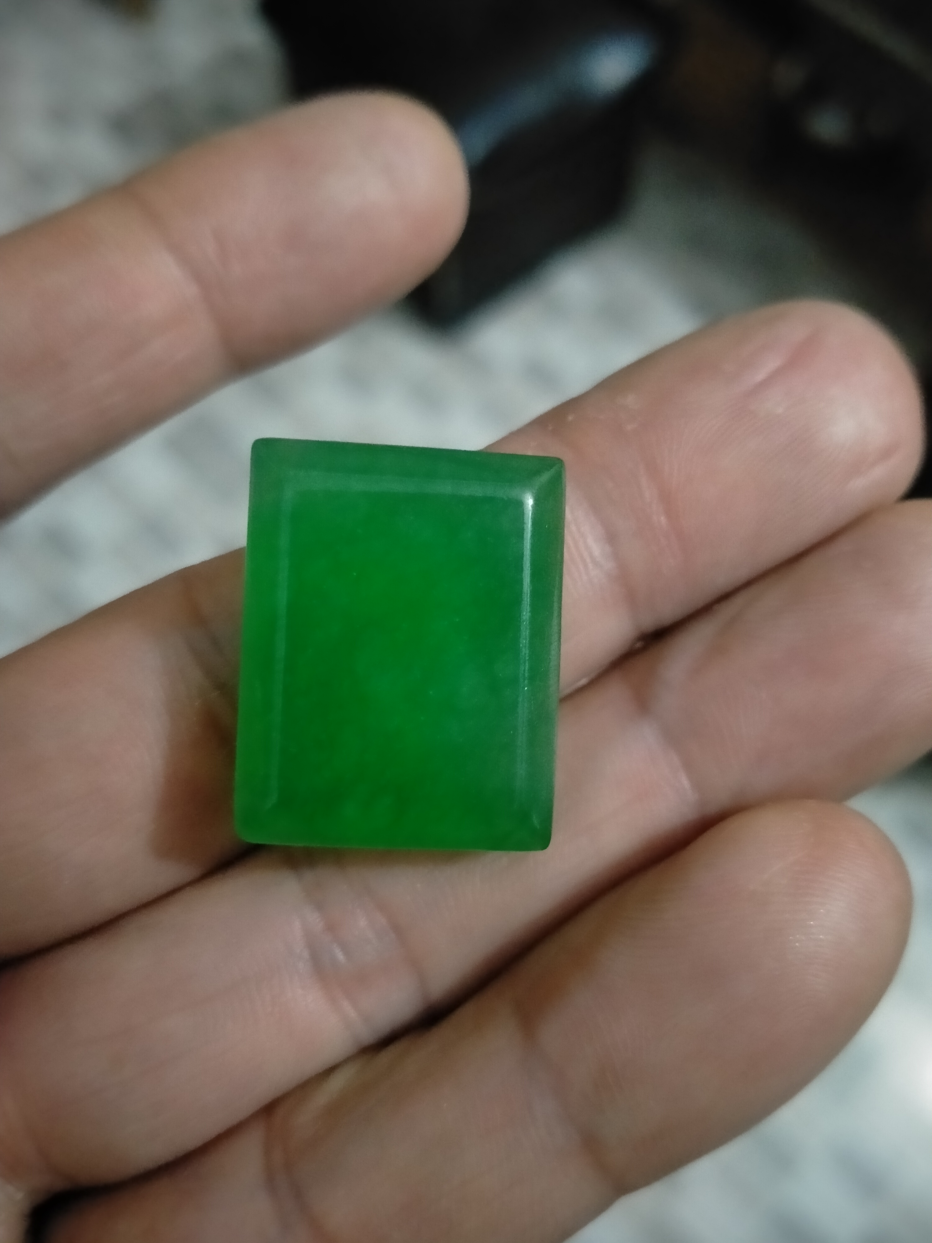 正阳绿翡翠四方戒面