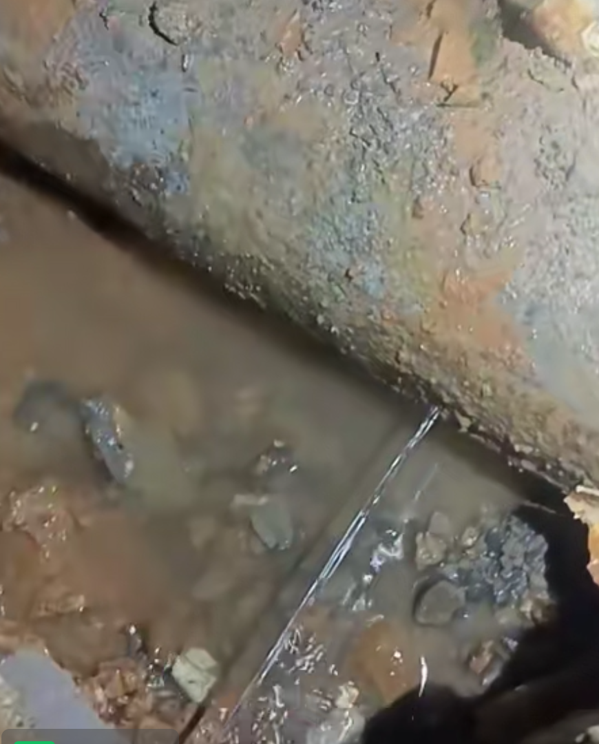 本公司是专业的地下自来水管道与消防管道查漏,管道检