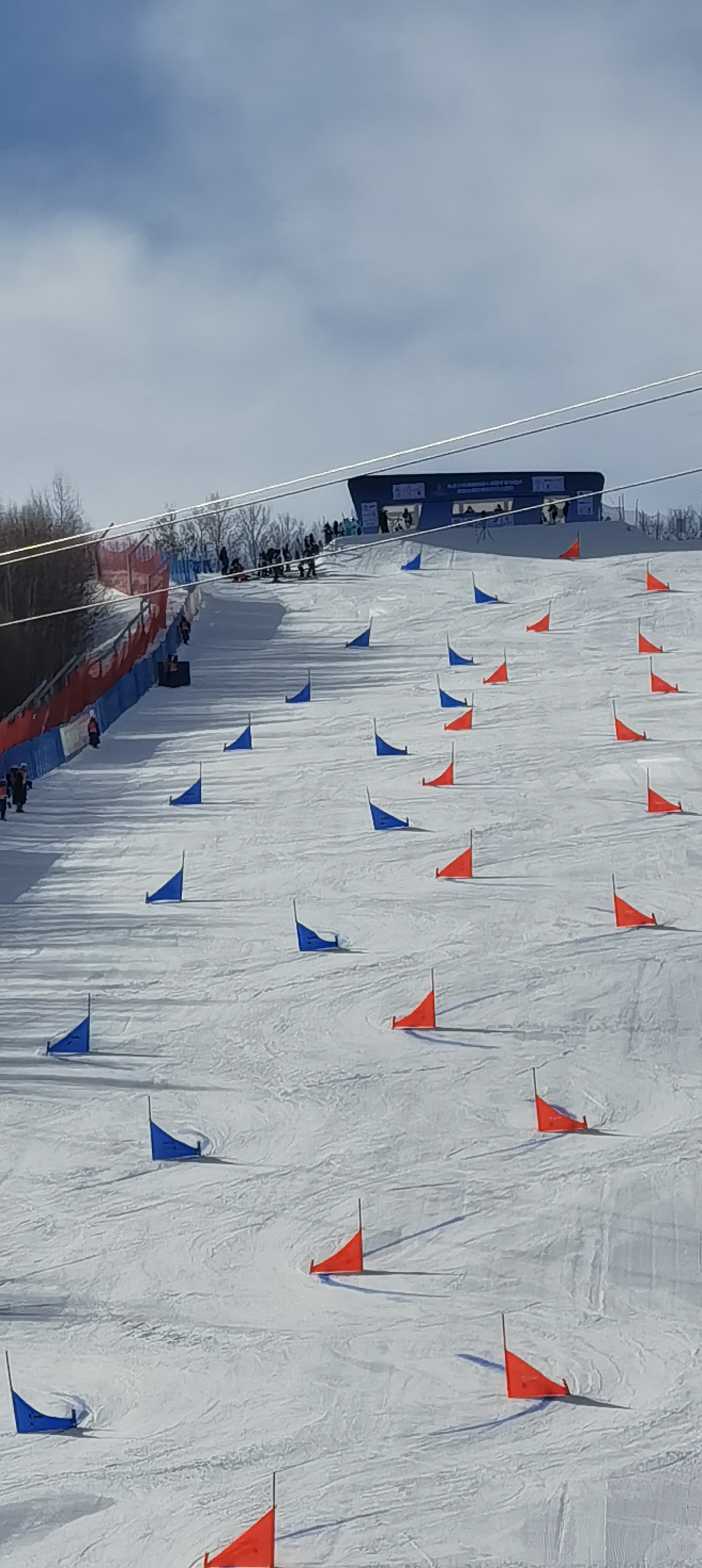 卢崖瀑布滑雪场图片