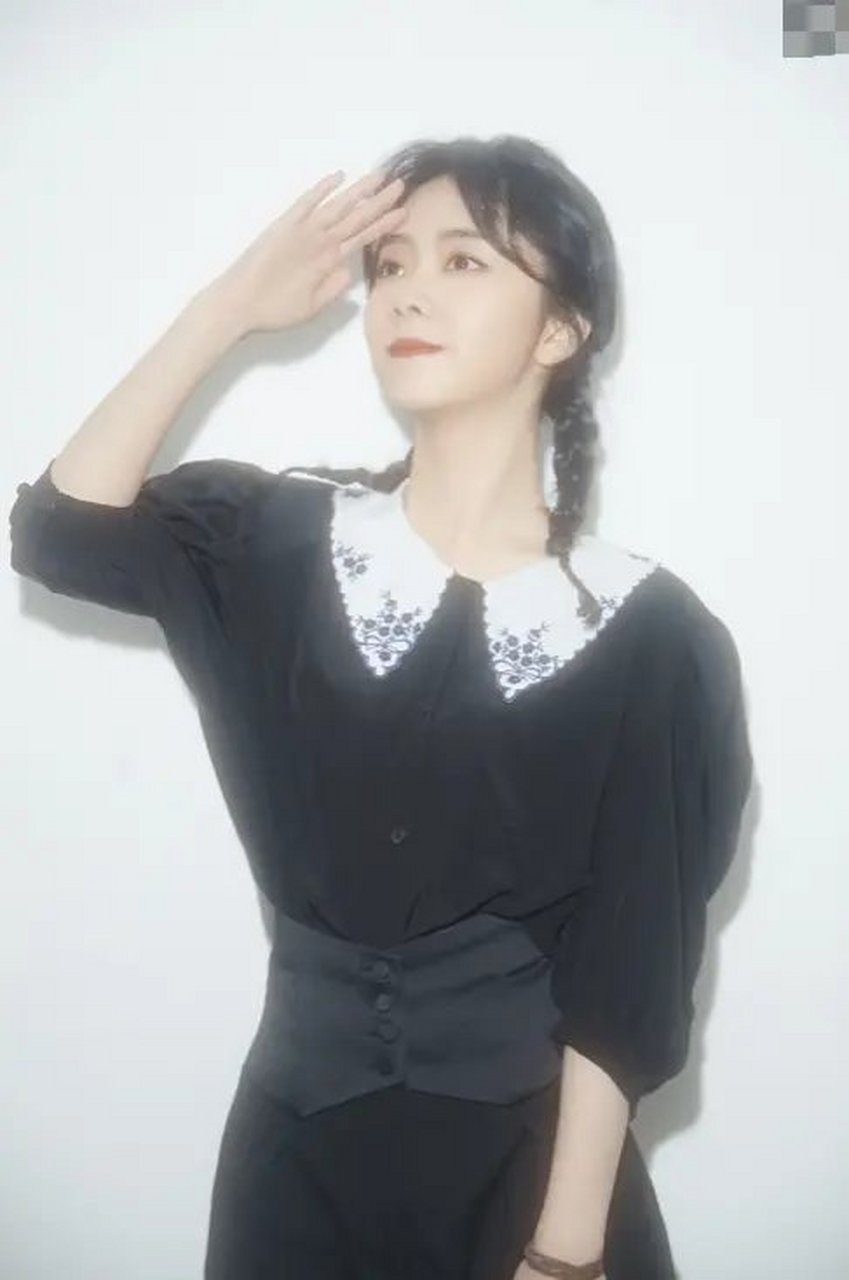 涓流计划# 29岁的谭松韵的确长着一张娃娃脸,双马尾的造型在她身上