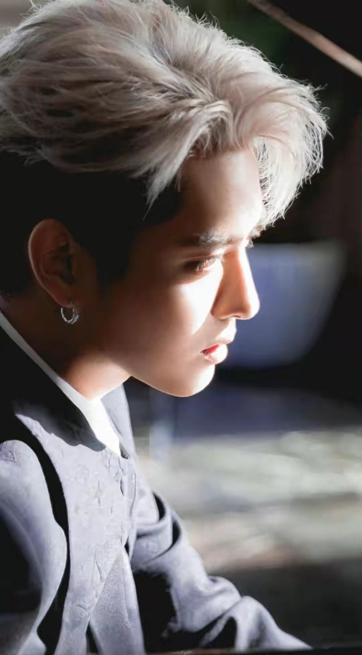 最近圈内的确有相关的风声传出,不过以吴亦凡的粉丝基础,应有的收视率