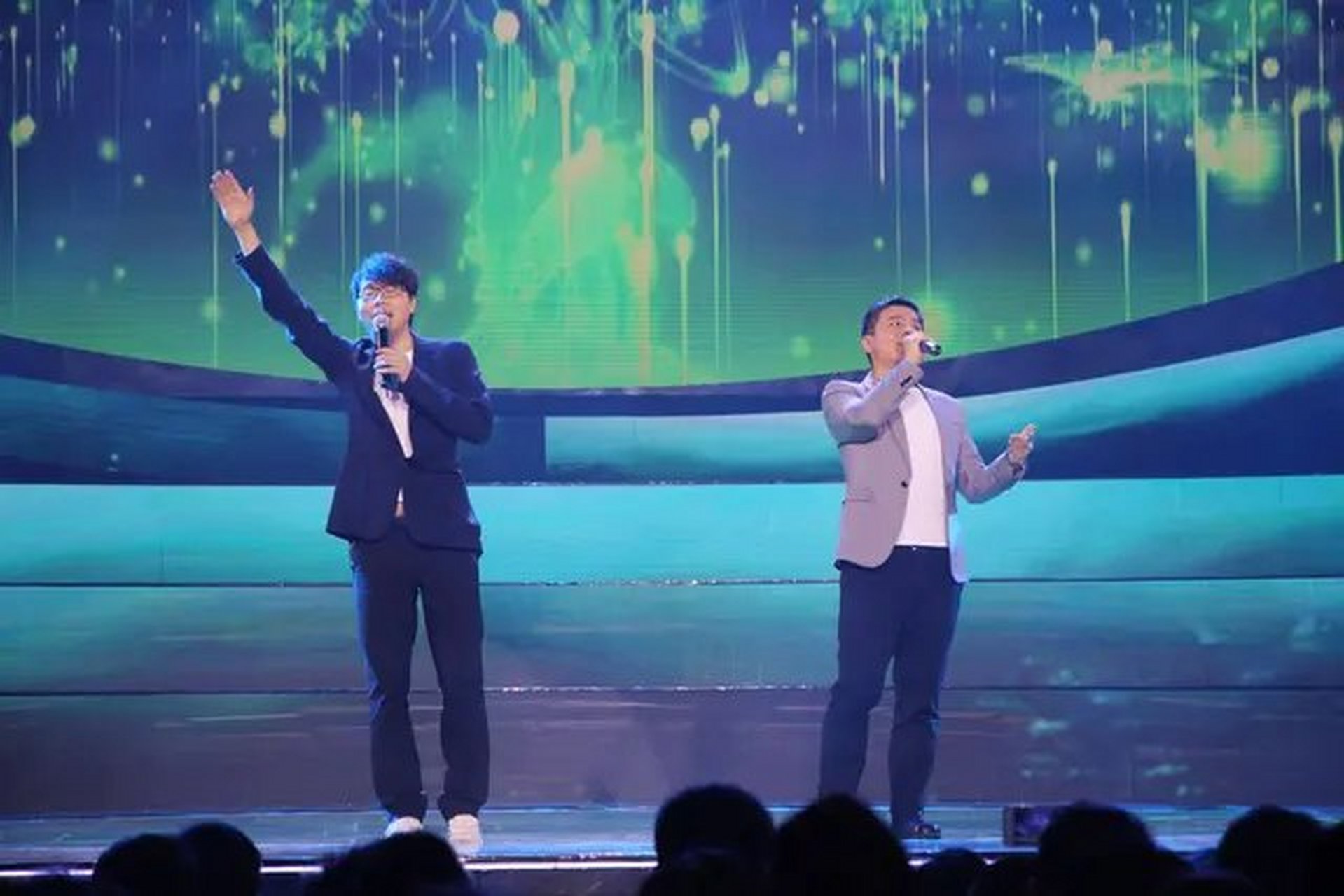 满分710分,卢庚戌考了610分还是当地的状元!