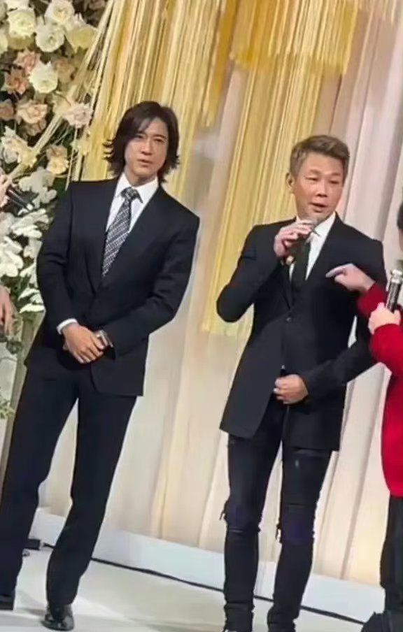 王力宏陶喆同框参加婚礼送祝福,虽然当年是华语乐坛最牛的rnb歌神