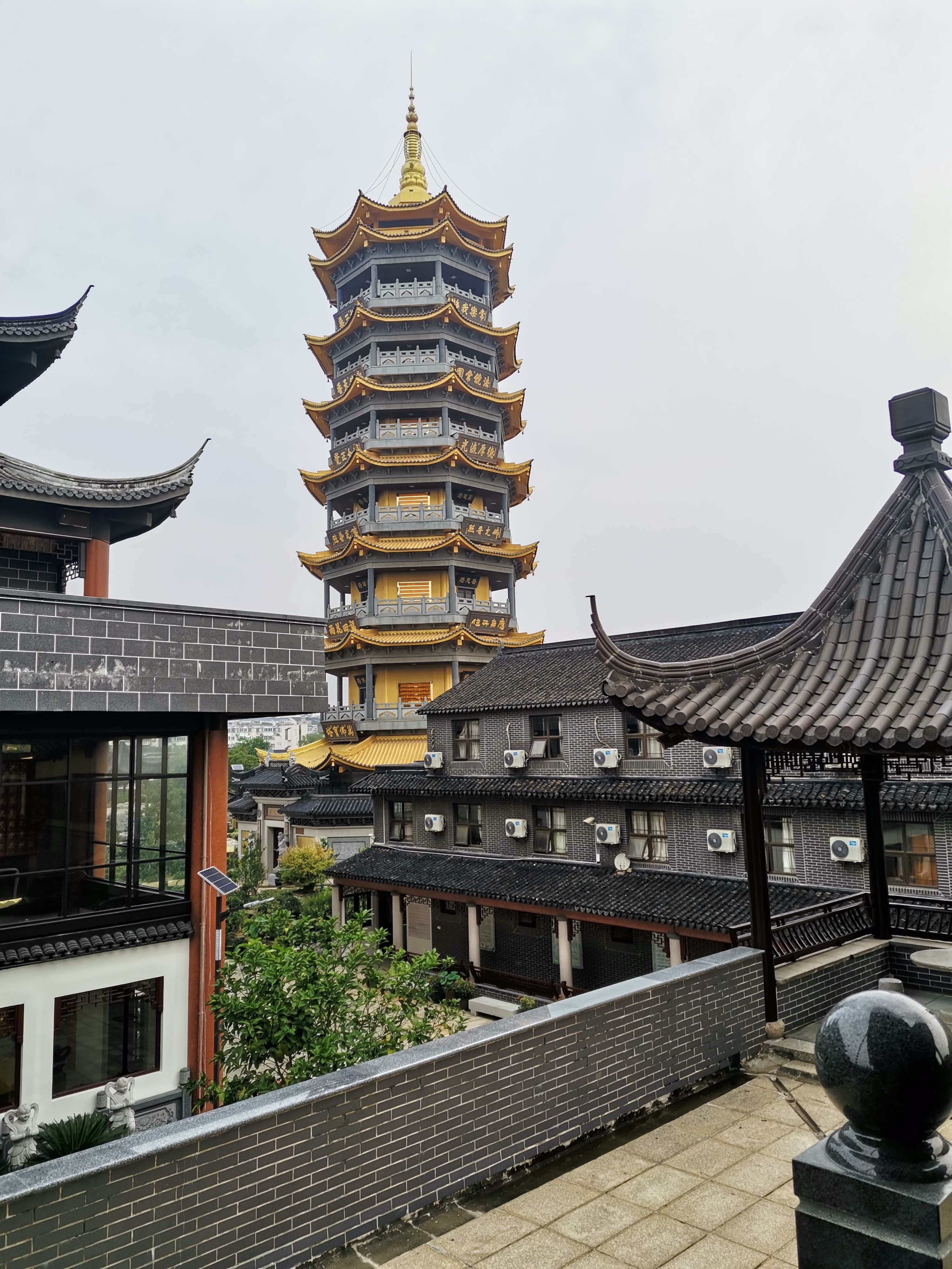 苏州吴江区平望小九华寺