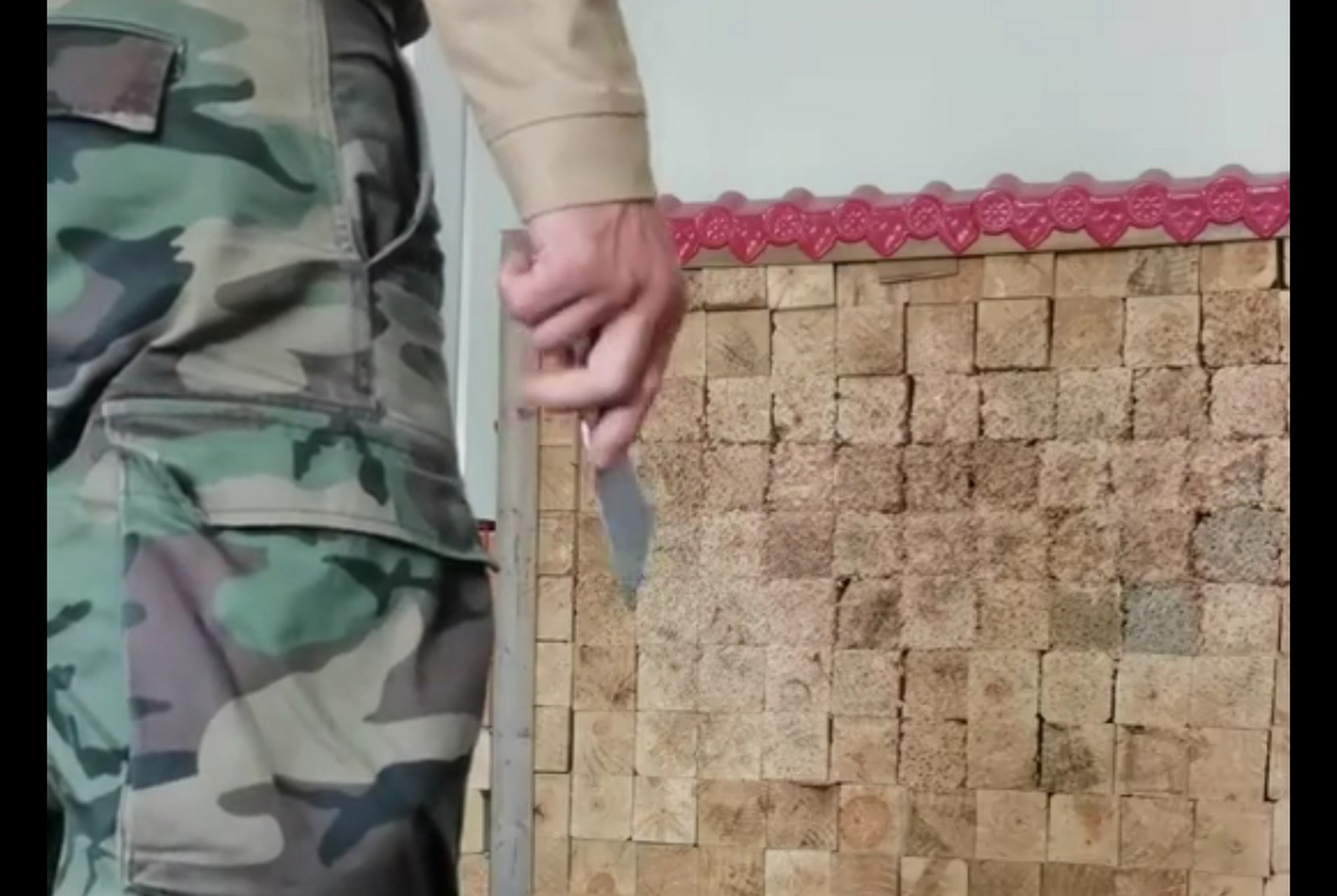 刀狼有多狠? 从2002年飞出的刀,能在2023年命中东面13000千米的目标!