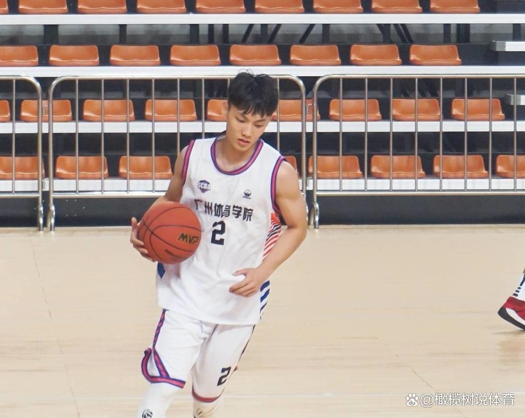 包含CBA球员试训NBA夏季联赛，能留队吗？的词条