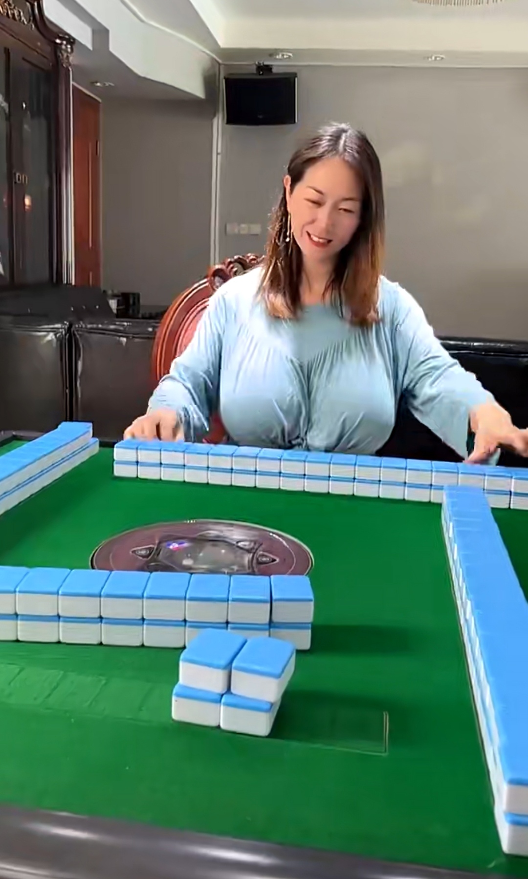 三缺一,阿姨叫你来打麻将#旅行# #性感美女# #性感好身材