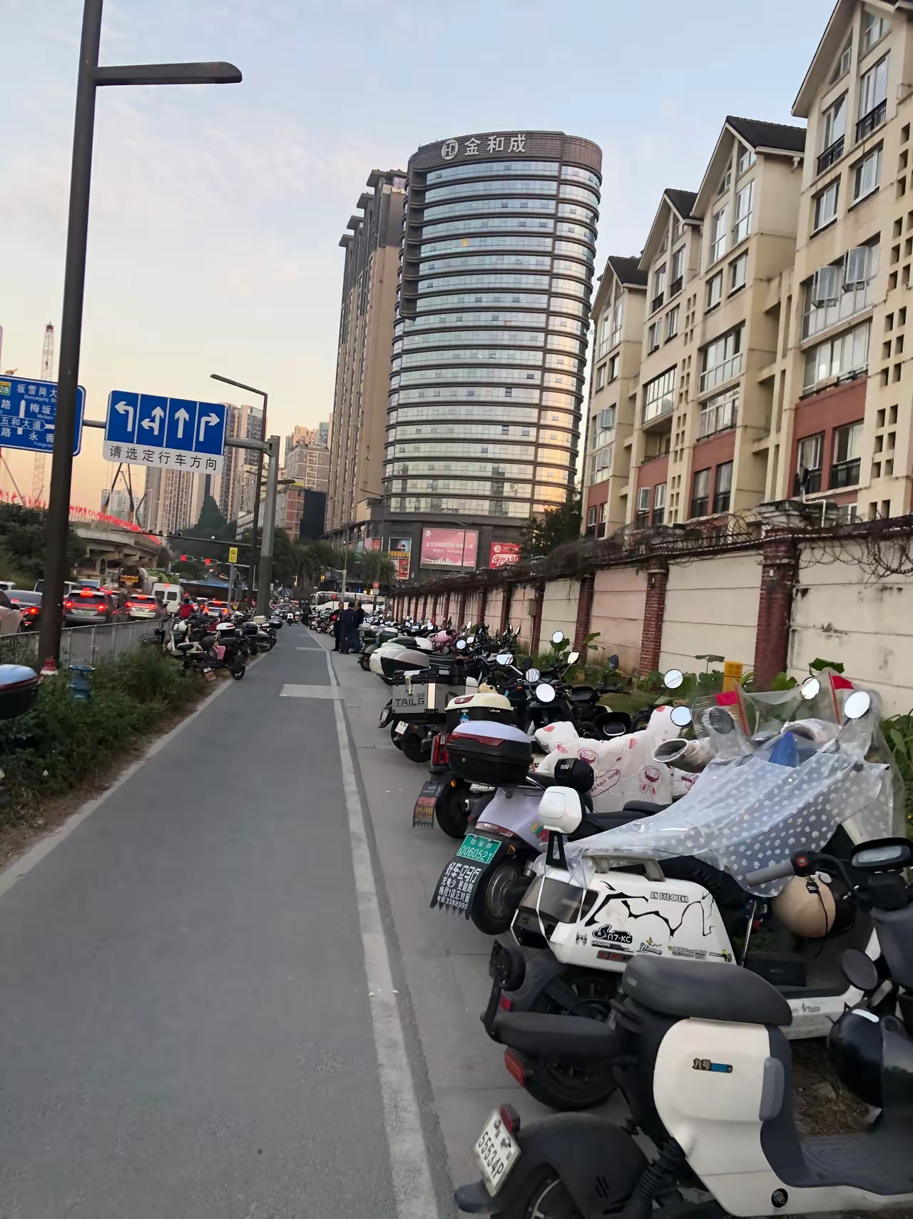三四线小城市做什么好(三四线城市什么行业好做)