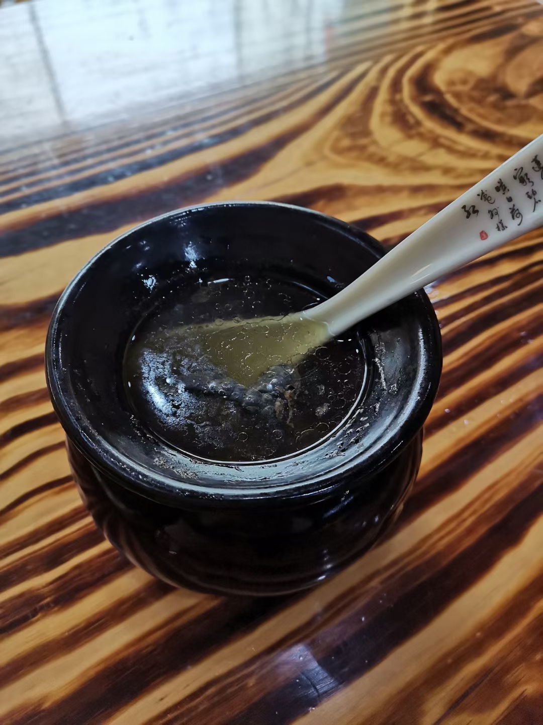 不是信吴x,更不是信x会.